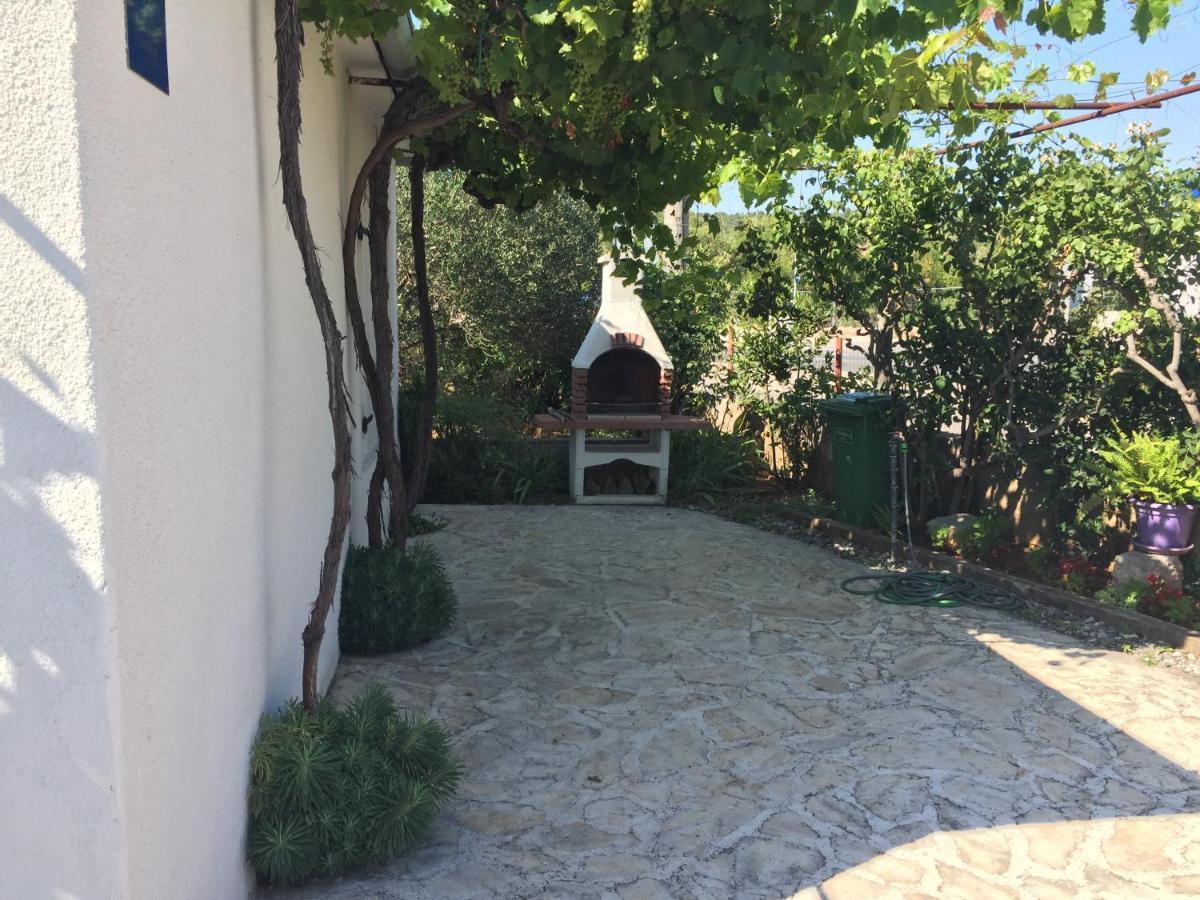 Holiday Home Casa Bianca Sukošan Exterior foto